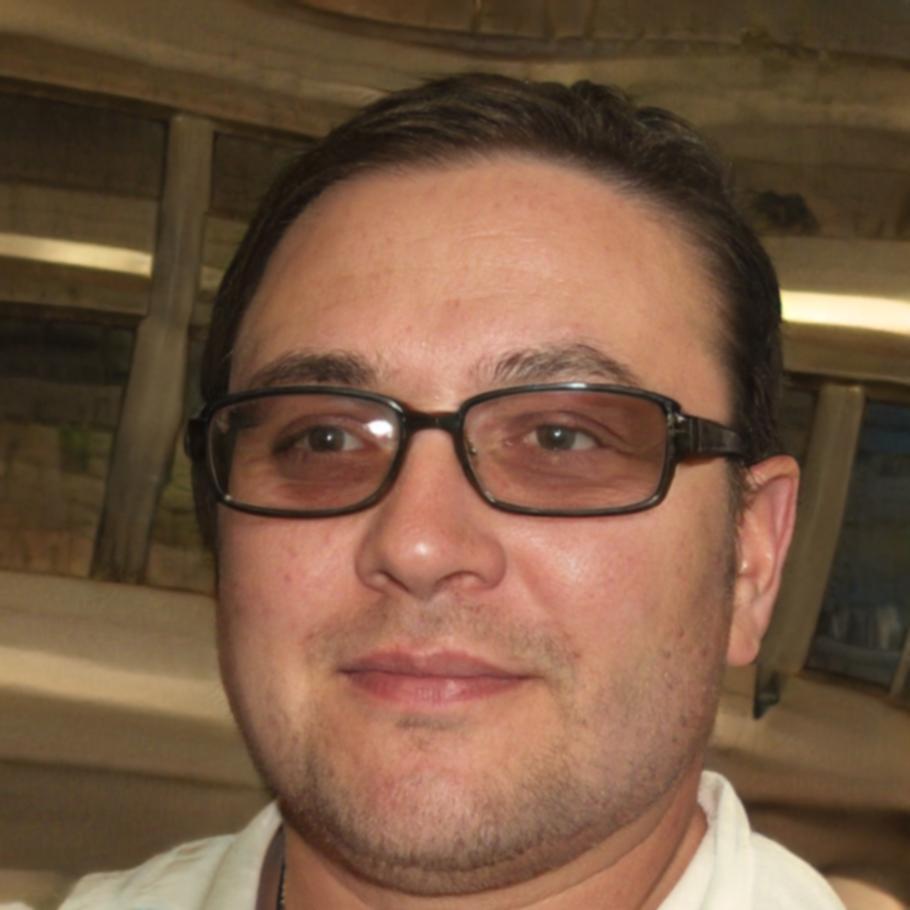 Portrait professionnel de Rémi Delacourt